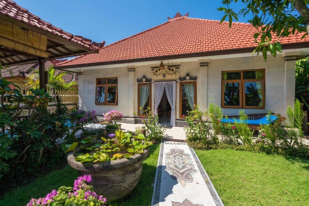 Dennis Holiday Bungalow Jasri Bagian luar foto